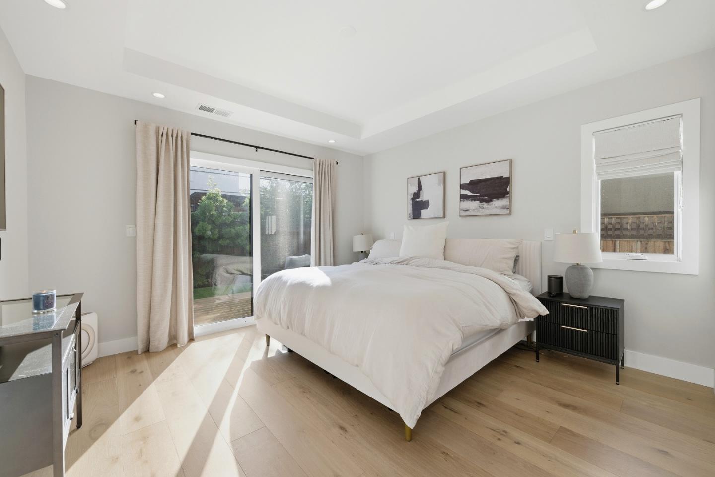 1129 Clovelly Lane