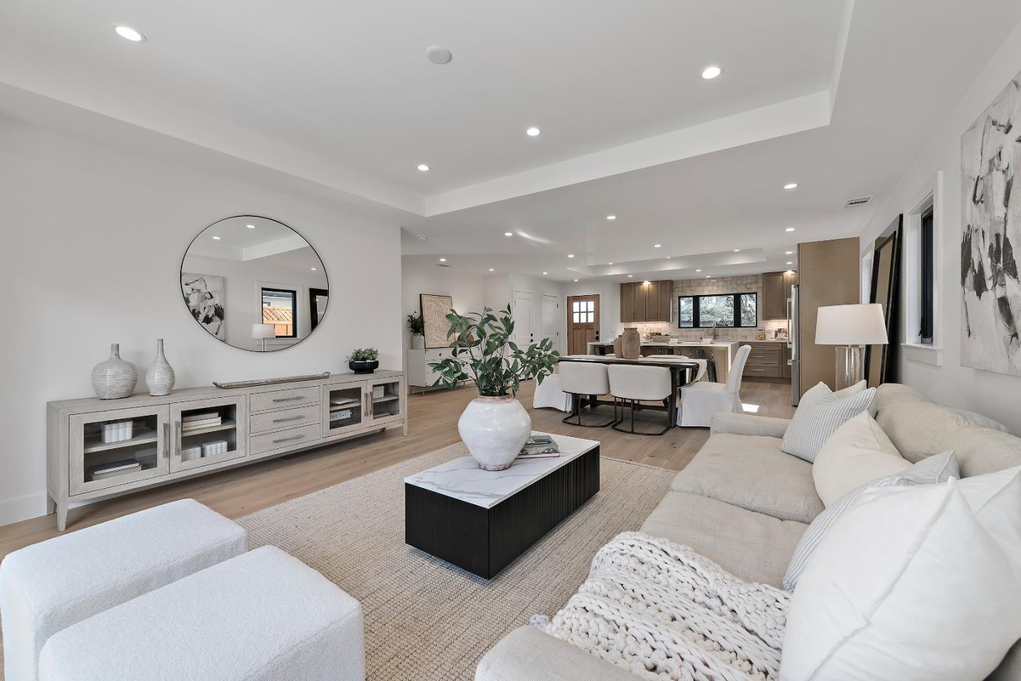 2090 Potomac Way