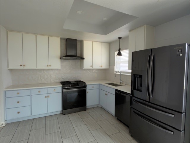 9122 Clearwater Drive