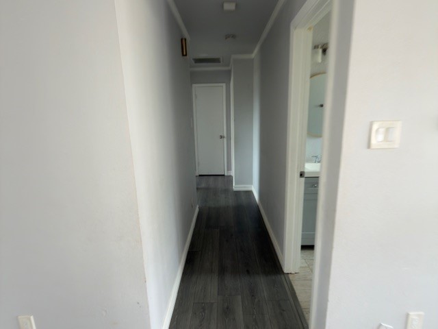 9122 Clearwater Drive