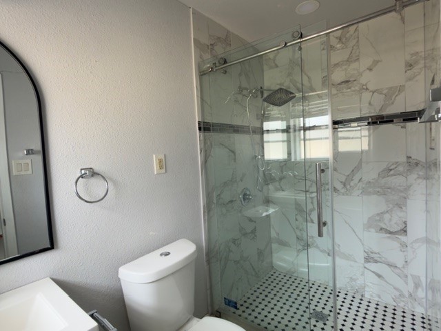 9122 Clearwater Drive