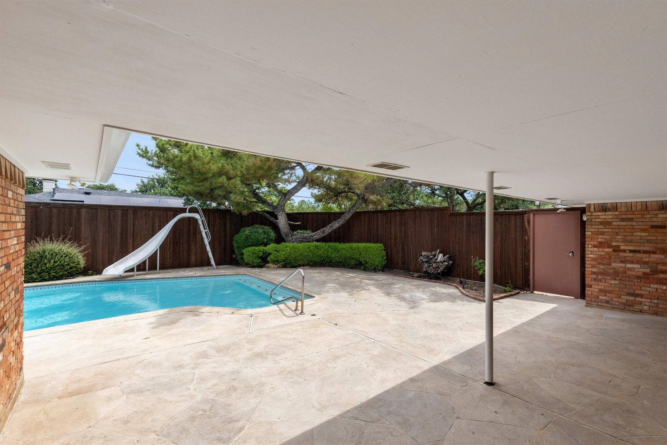 4446 Thunder Road