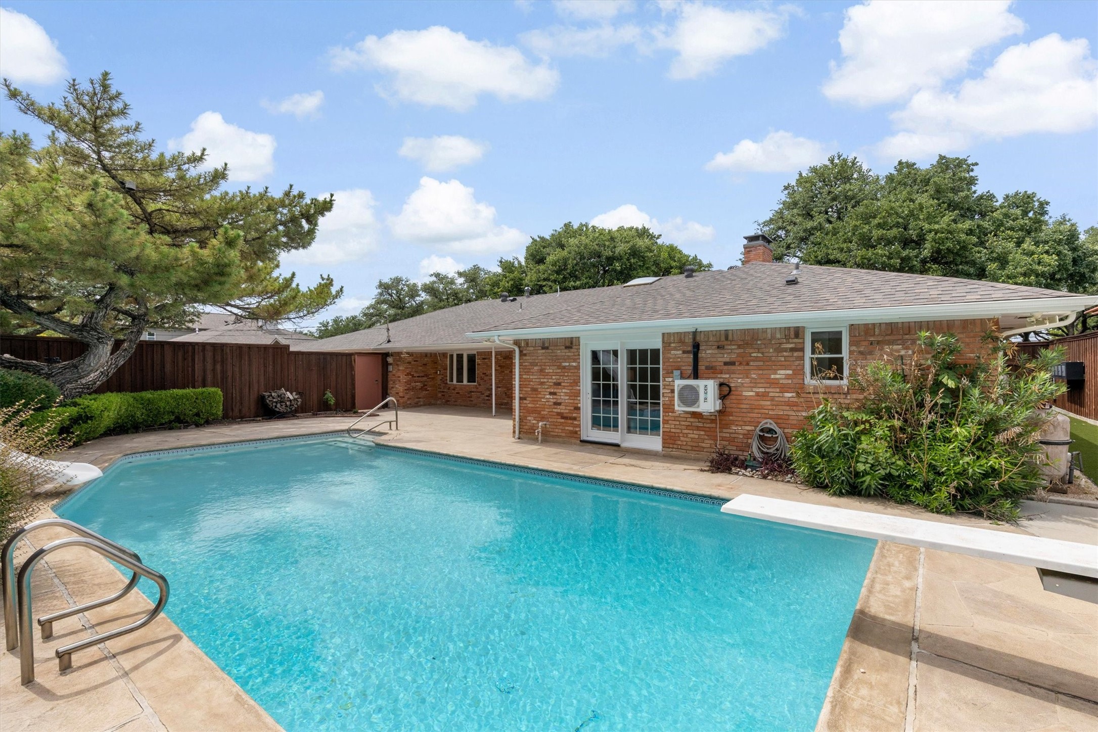 4446 Thunder Road