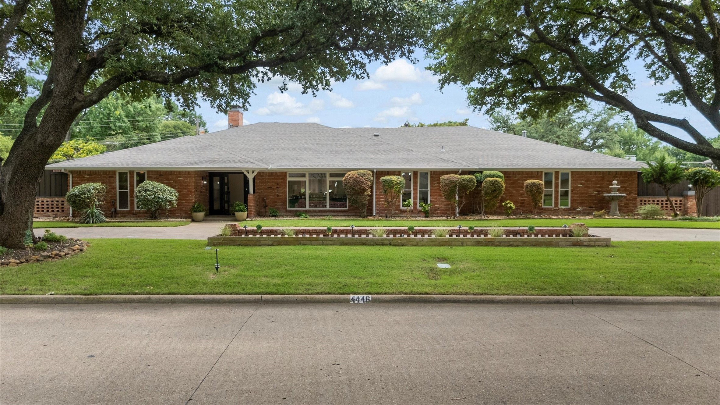 4446 Thunder Road