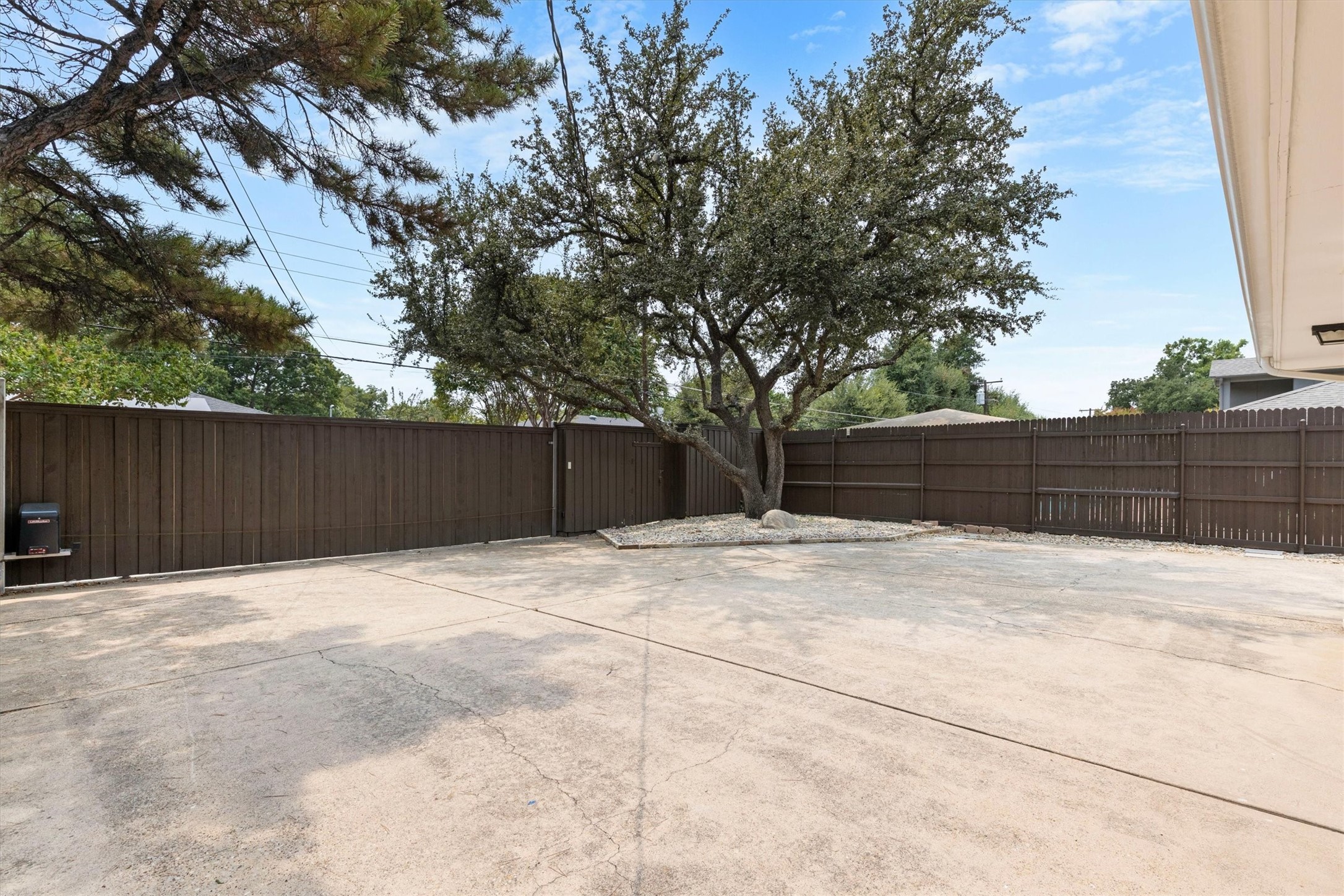 4446 Thunder Road