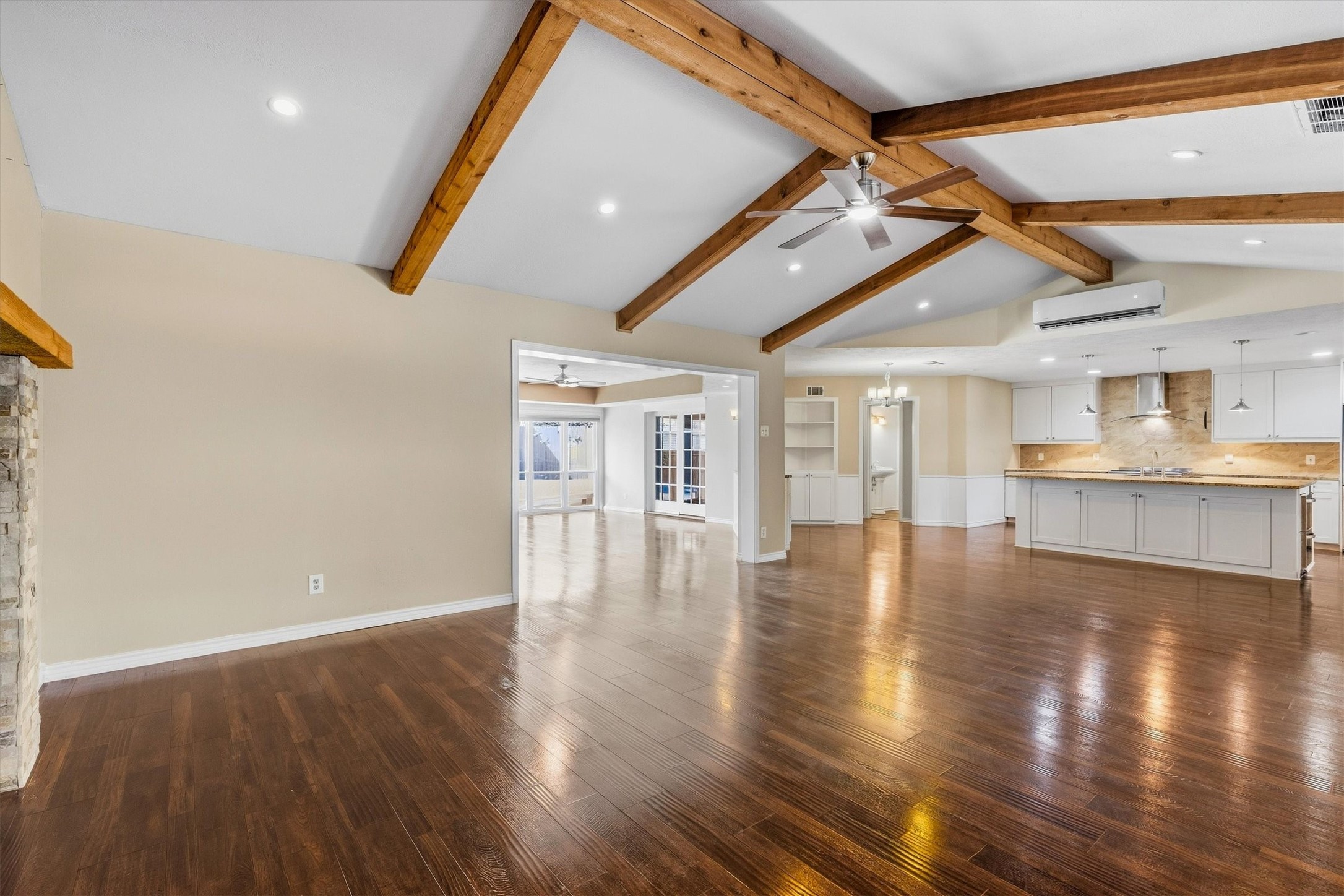 4436 Thunder Road