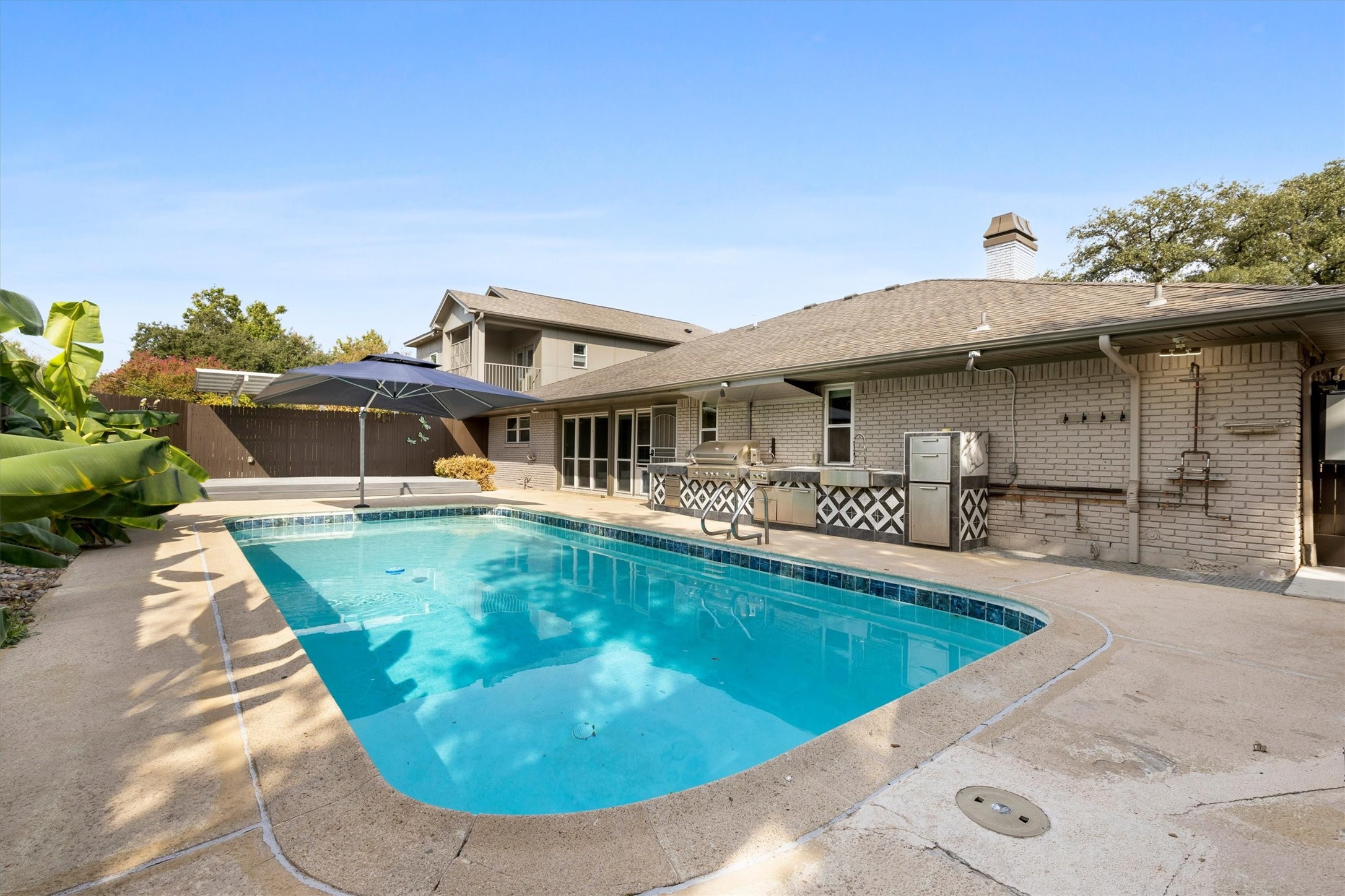 4436 Thunder Road