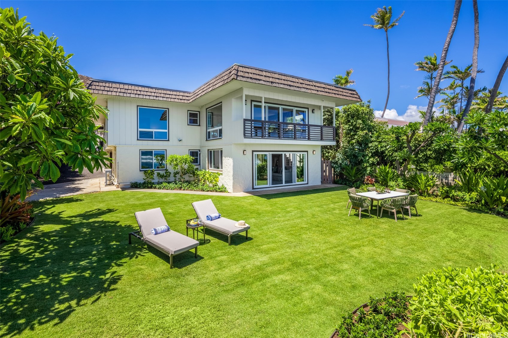 3735 Diamond Head Road A