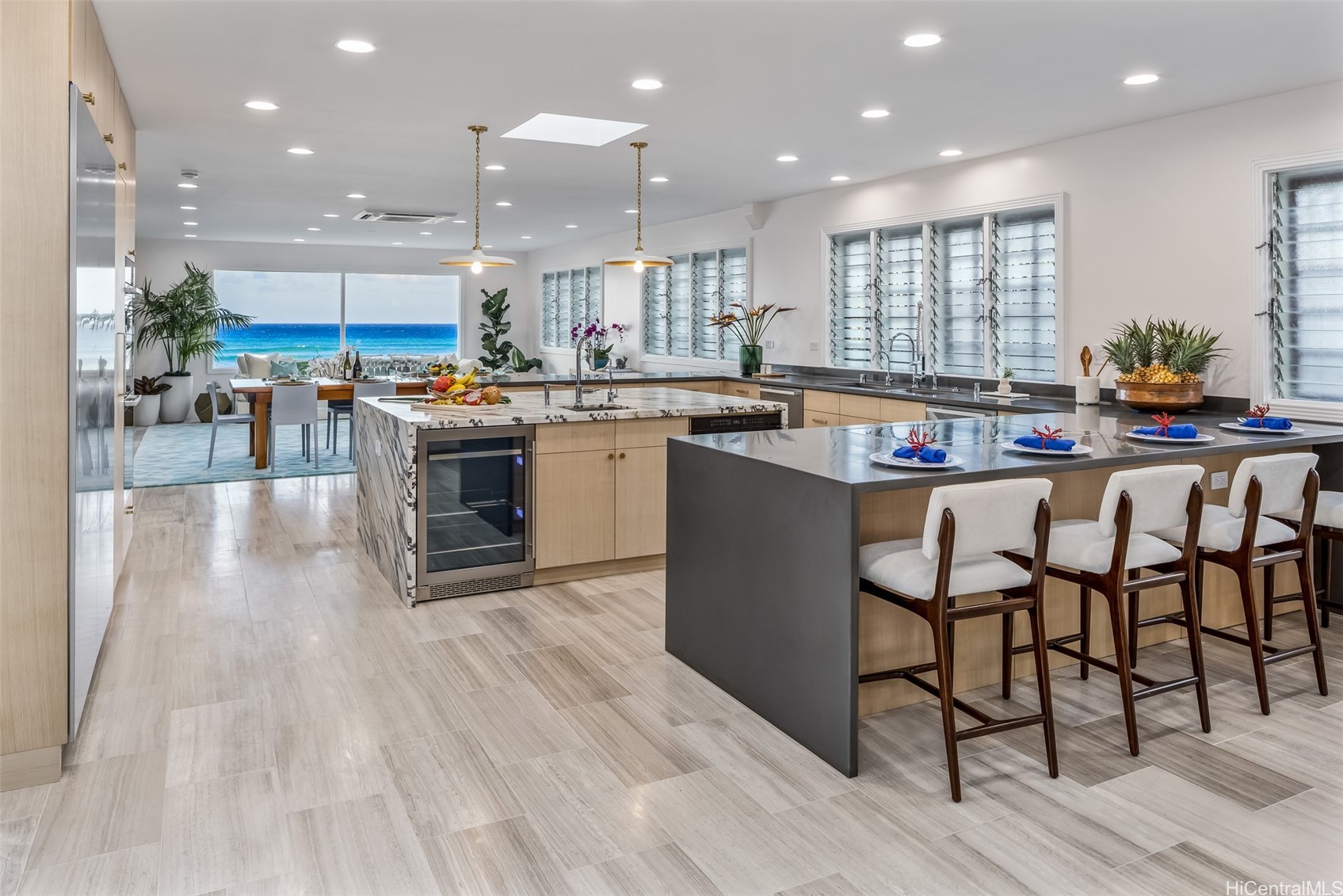 3735- Diamond Head Road