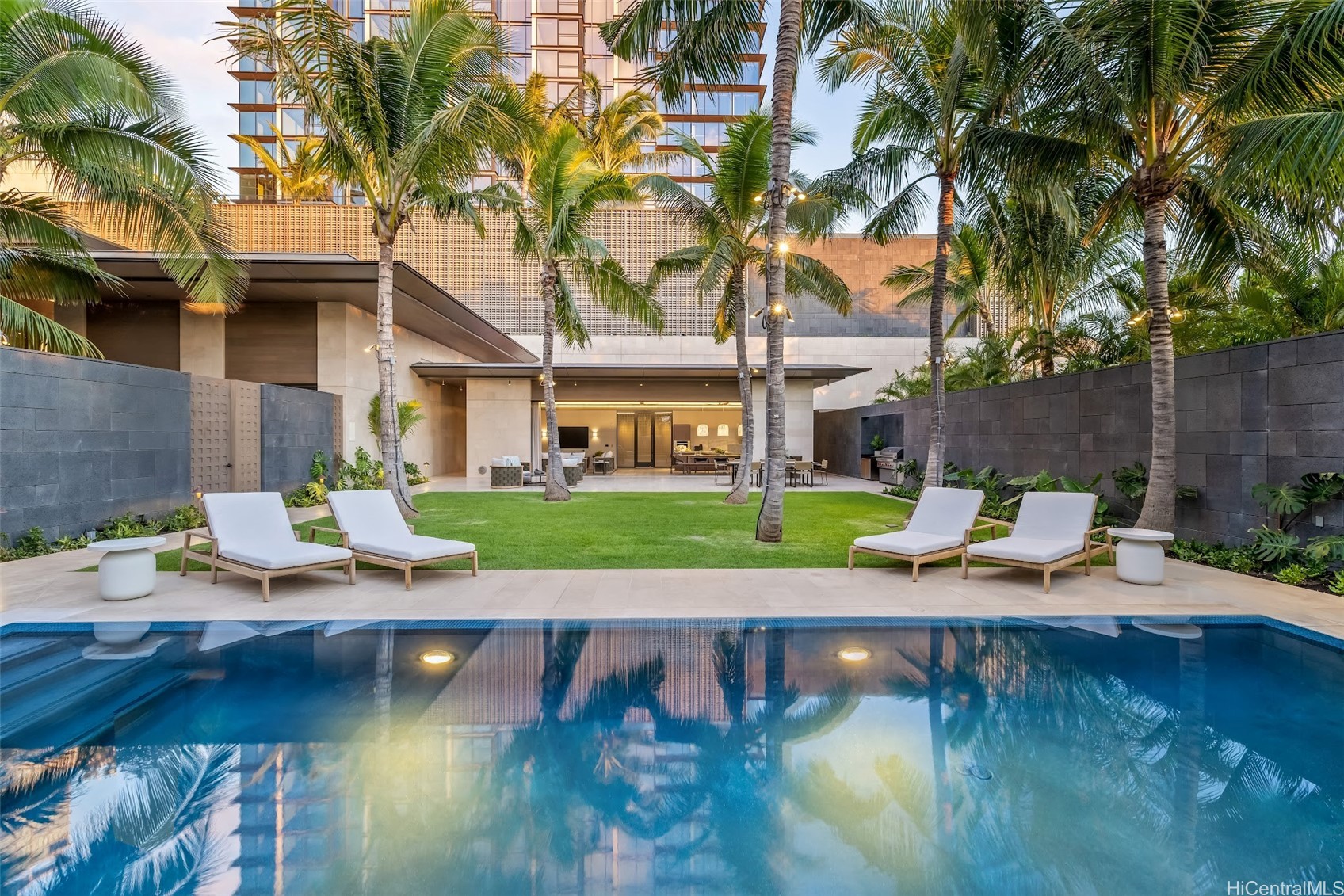 1100 Ala Moana Boulevard 700