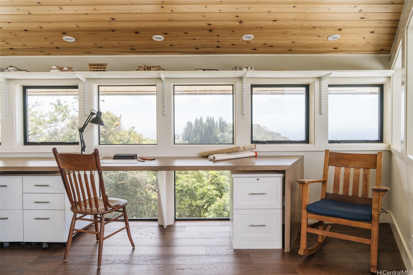 228 Forest Ridge Way