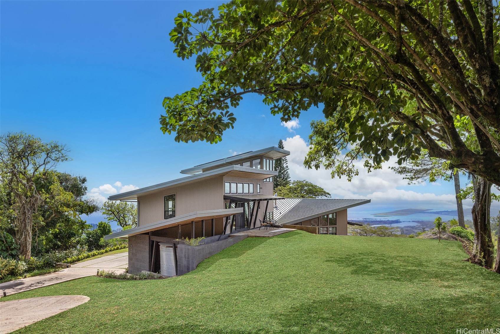 228 Forest Ridge Way