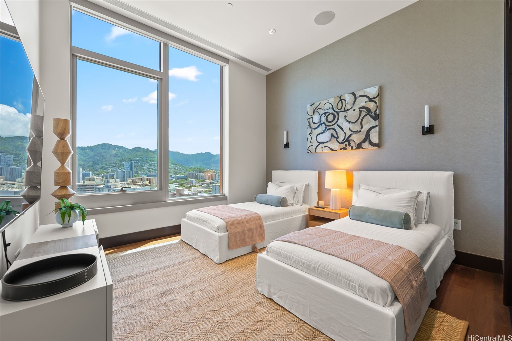 1555 Kapiolani Boulevard 2301