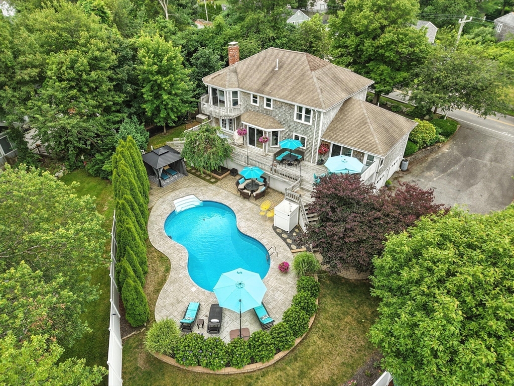 20 Standish St