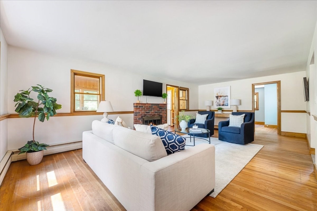 57 Twin Fawn Dr
