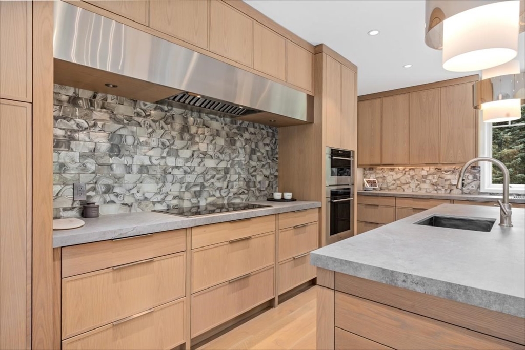 2 Black Rock Dr # 21