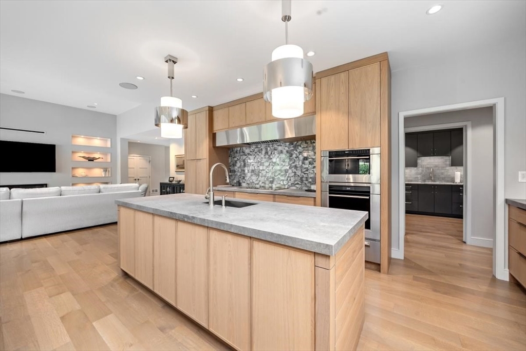 2 Black Rock Dr # 21