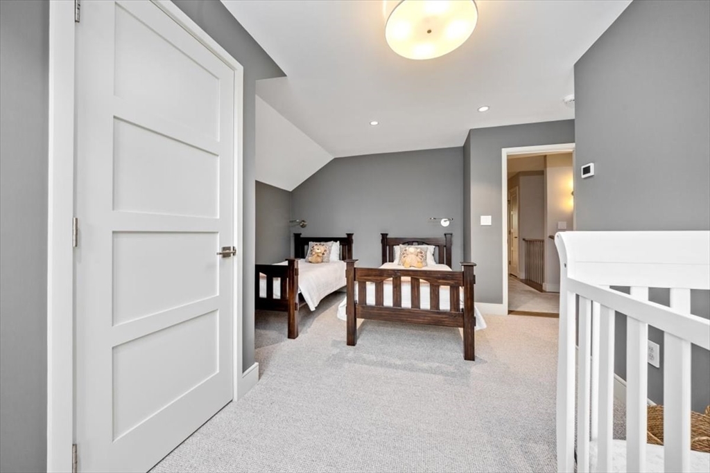 2 Black Rock Dr # 21