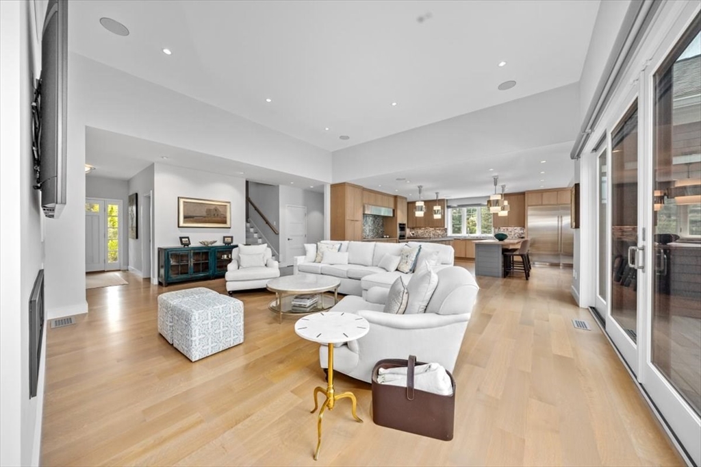 2 Black Rock Dr # 21