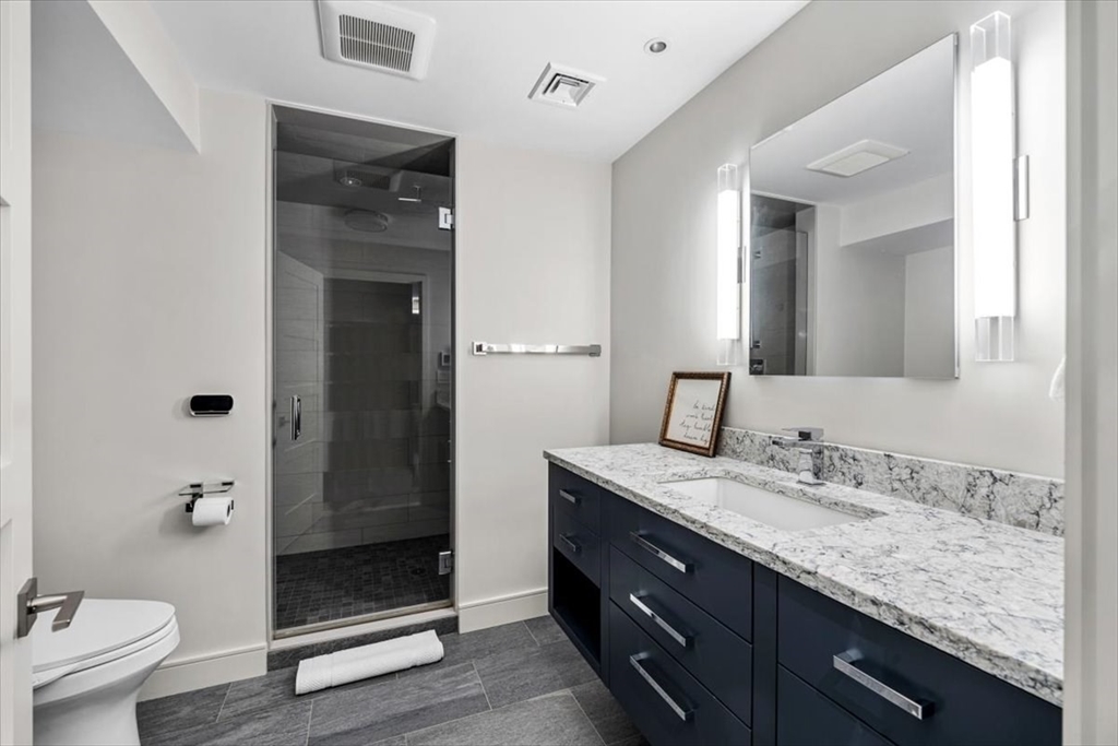 2 Black Rock Dr # 21