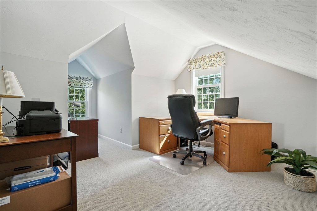 18 Highview Rd