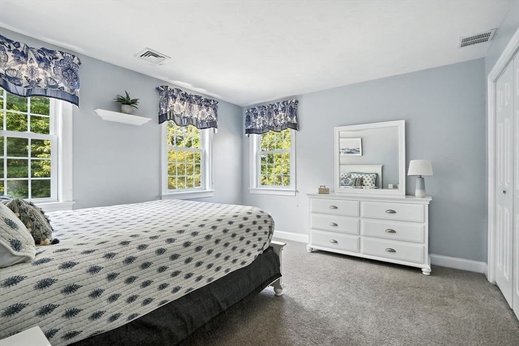 18 Highview Rd