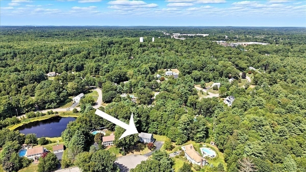 248 Larchmont Ln