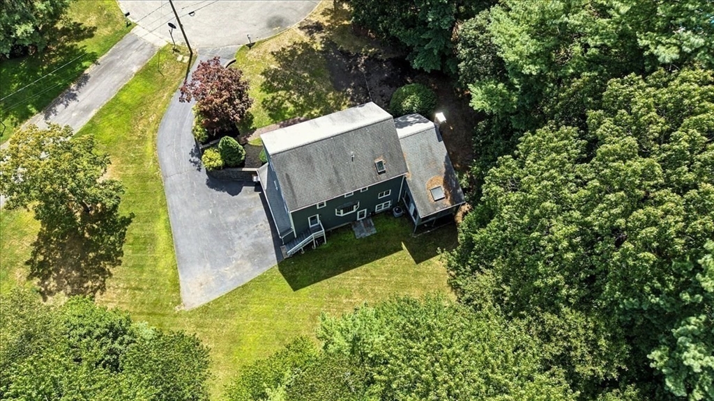 248 Larchmont Ln