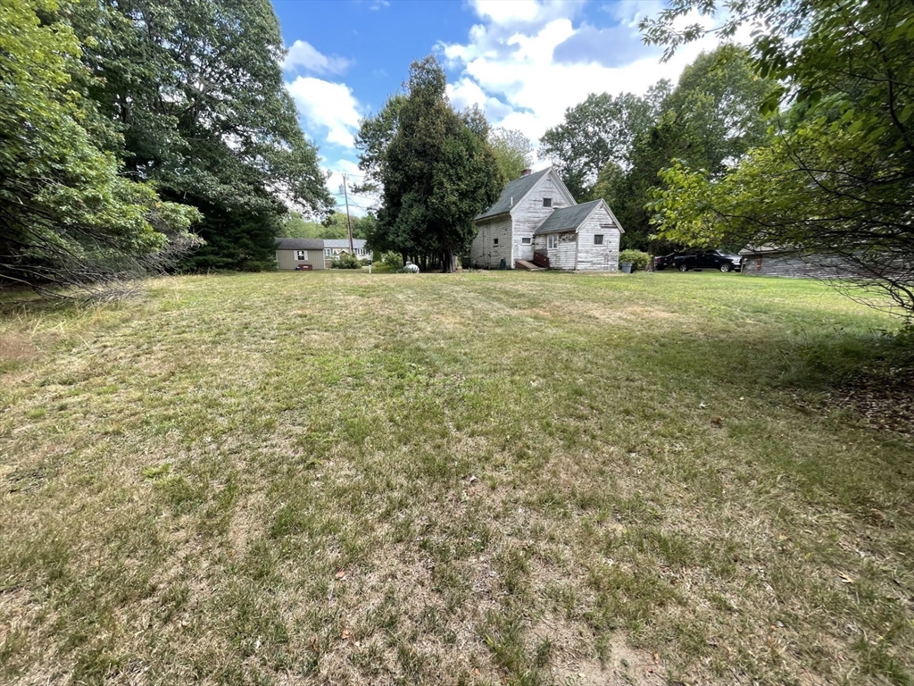 784 Pleasant St