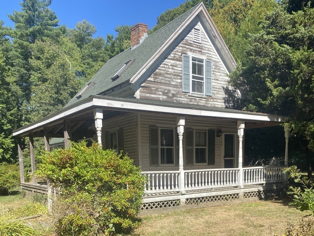 784 Pleasant St