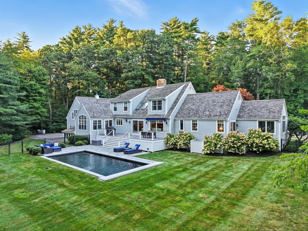 10 Arrowhead Drive