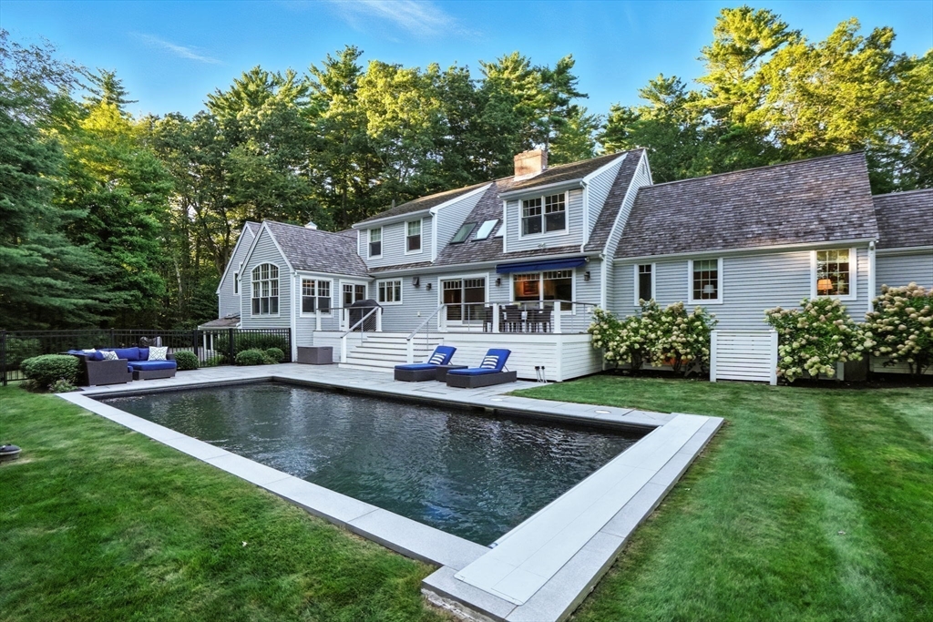 10 Arrowhead Drive