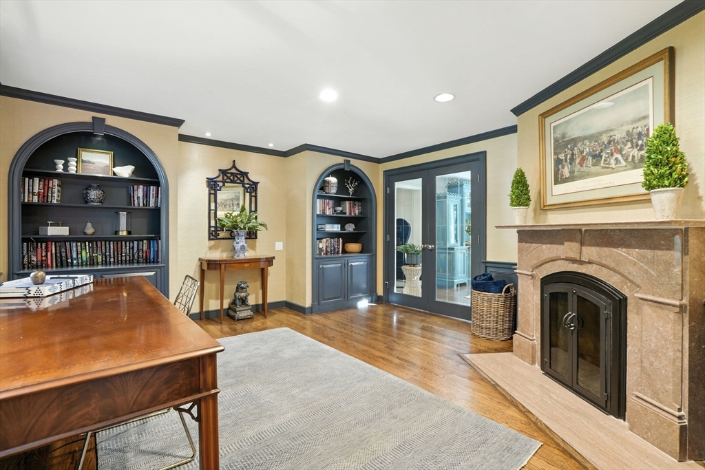 10 Arrowhead Drive