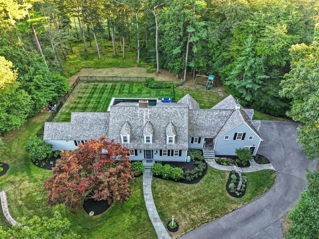 10 Arrowhead Drive