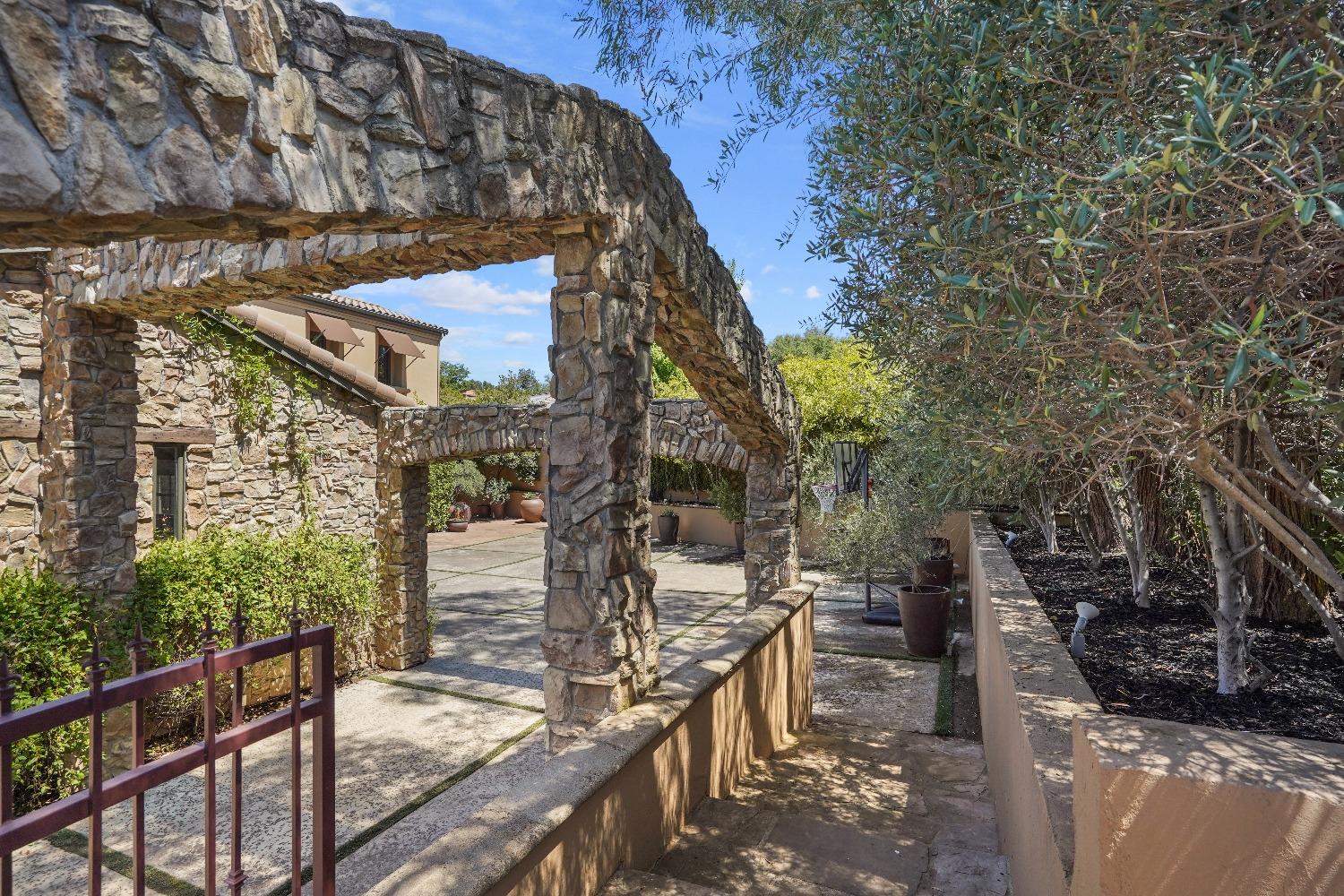 4605 Monte Sereno Drive