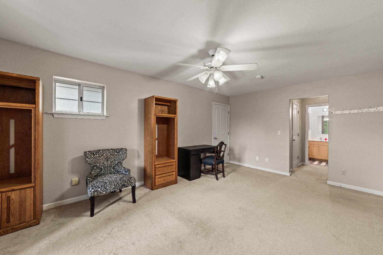 935 W Weimar Cross Road