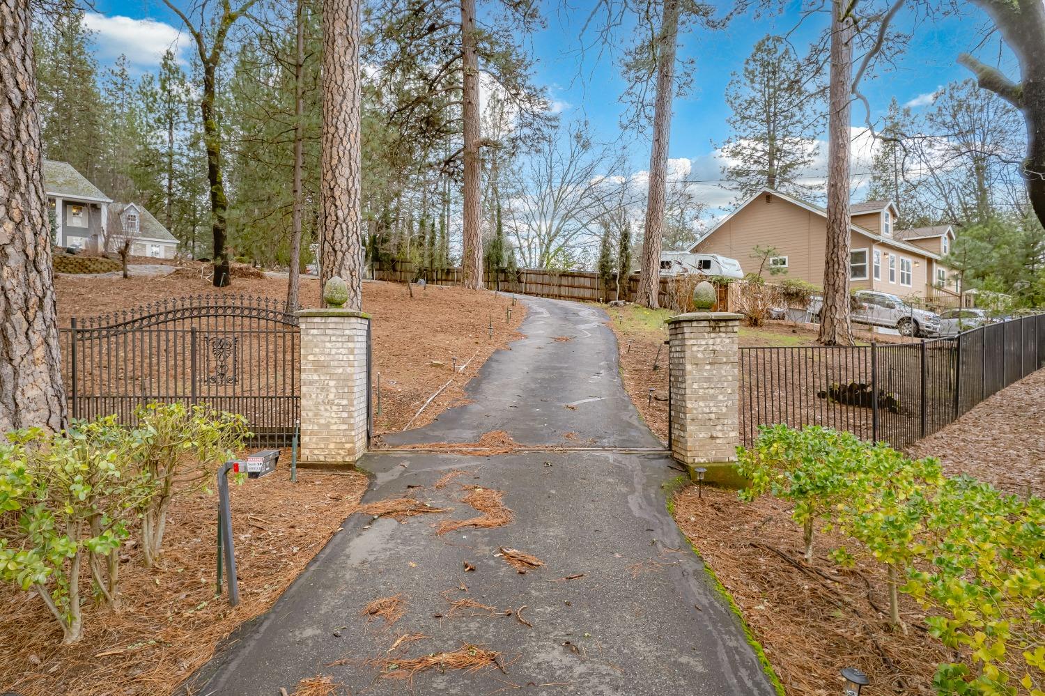935 W Weimar Cross Road