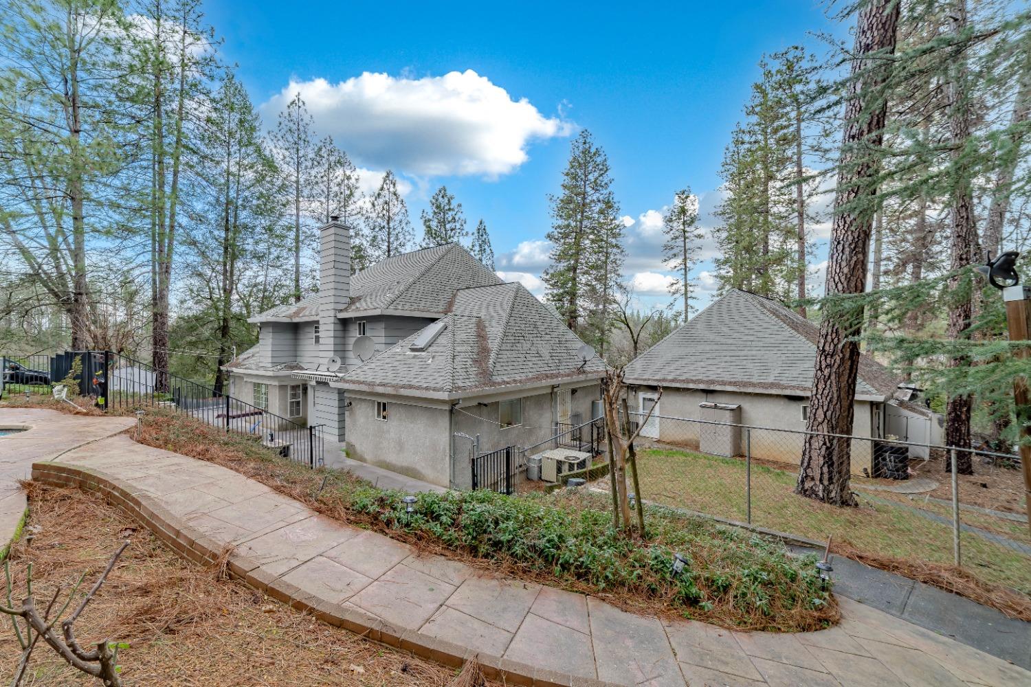 935 W Weimar Cross Road