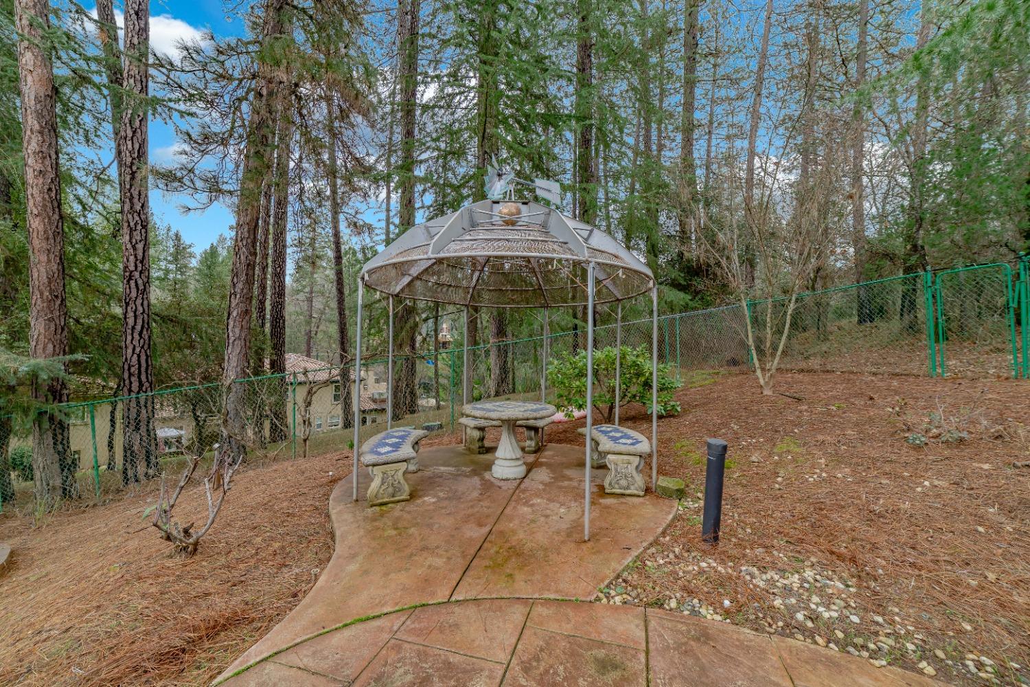 935 W Weimar Cross Road