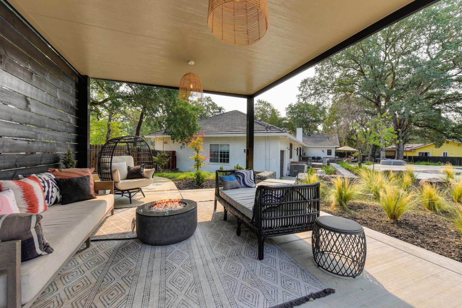 8066 Wyndham Hill