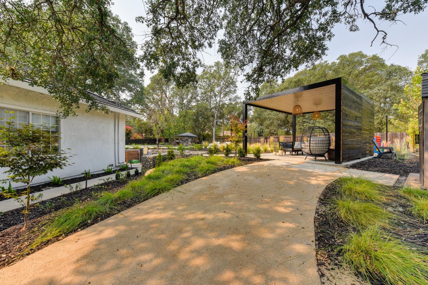 8066 Wyndham Hill