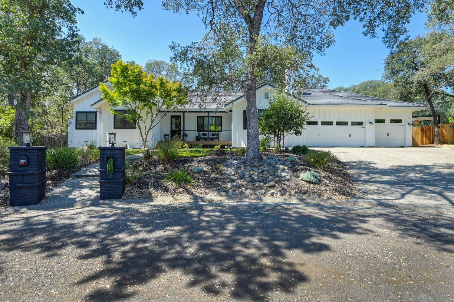 8066 Wyndham Hill