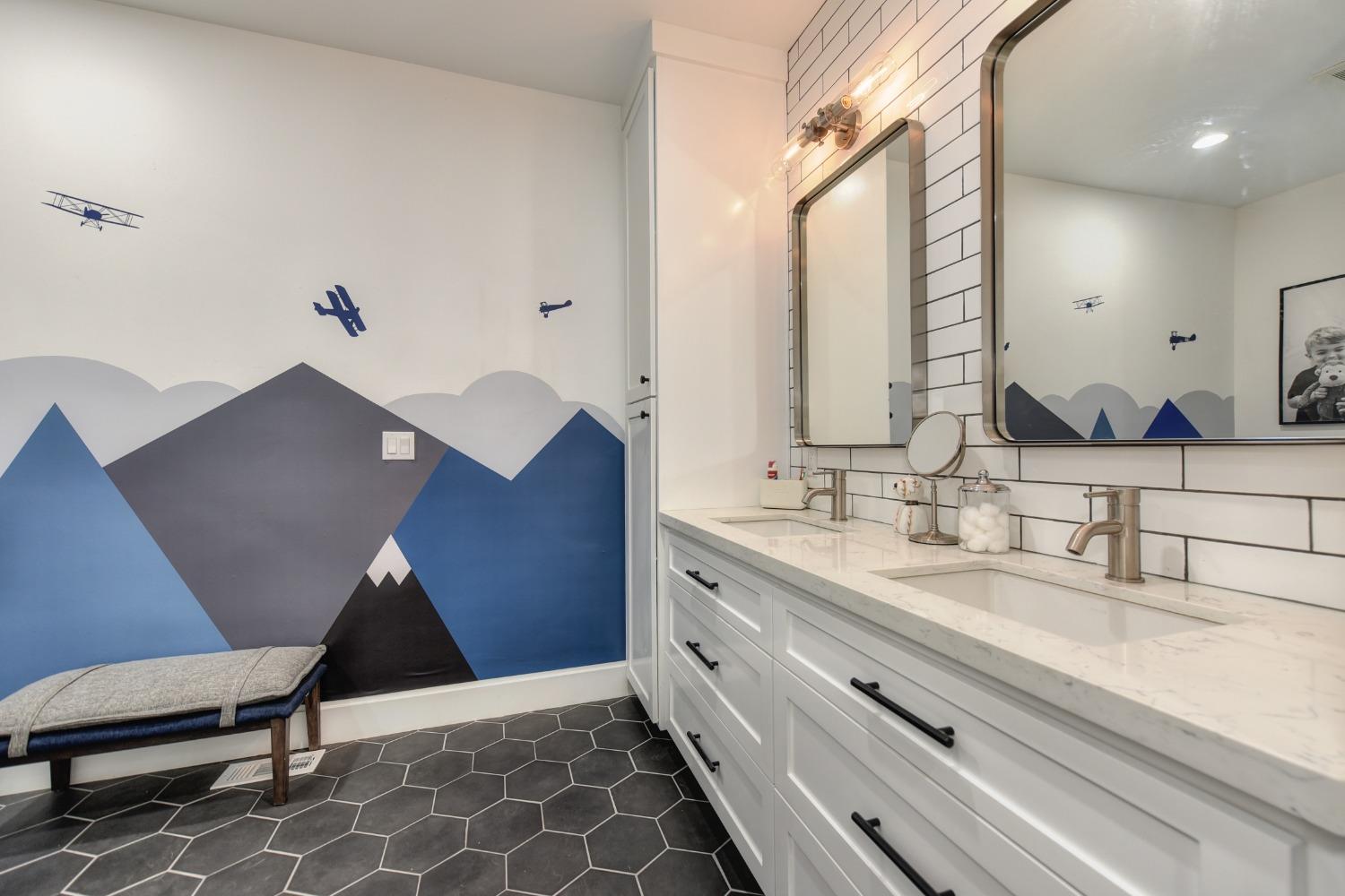 8066 Wyndham Hill