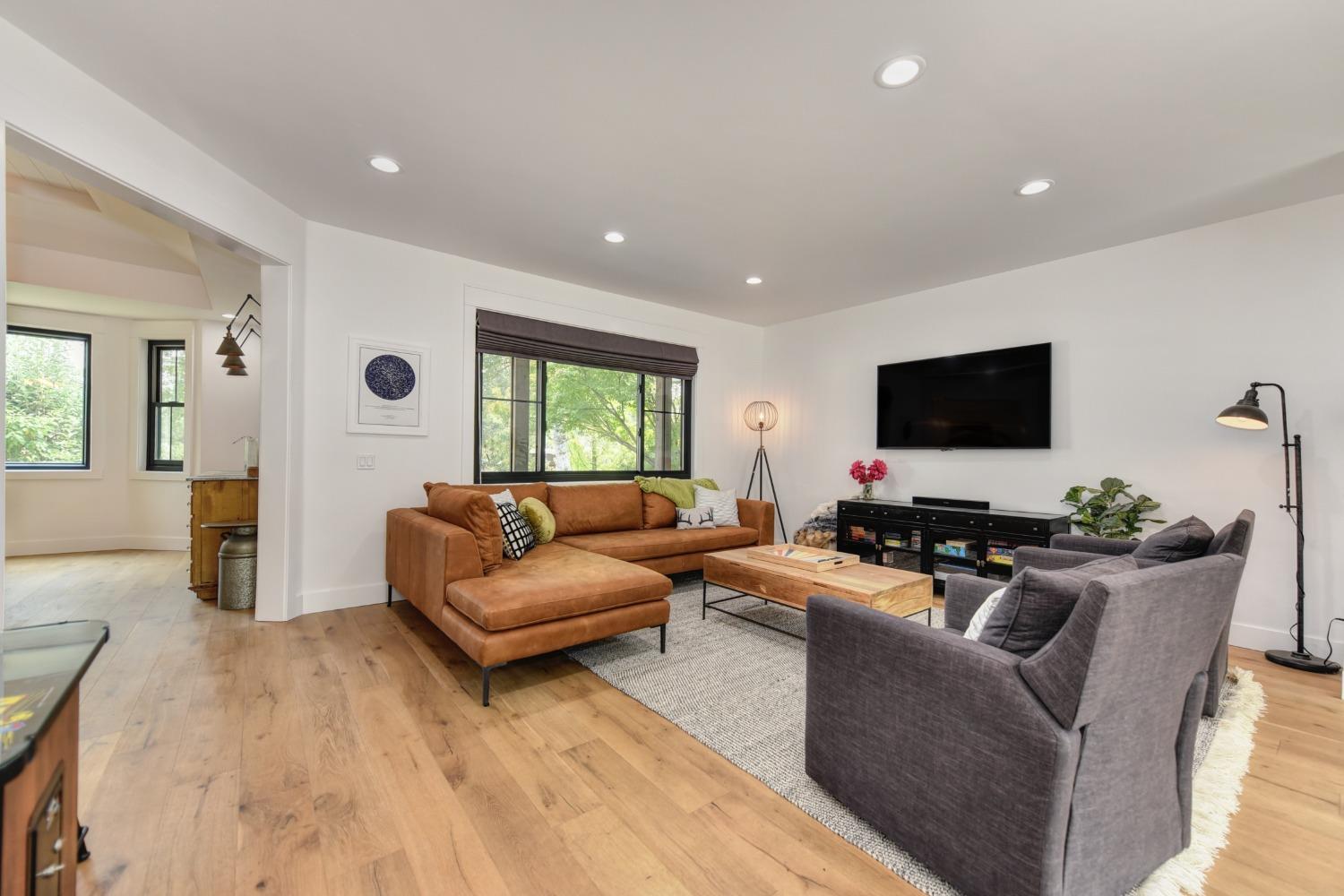 8066 Wyndham Hill
