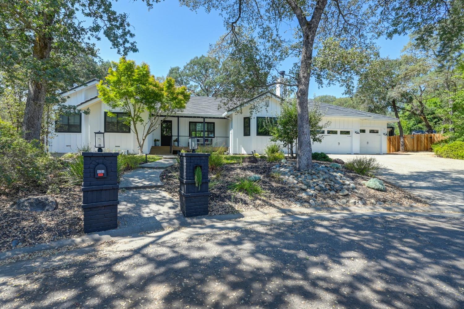 8066 Wyndham Hill