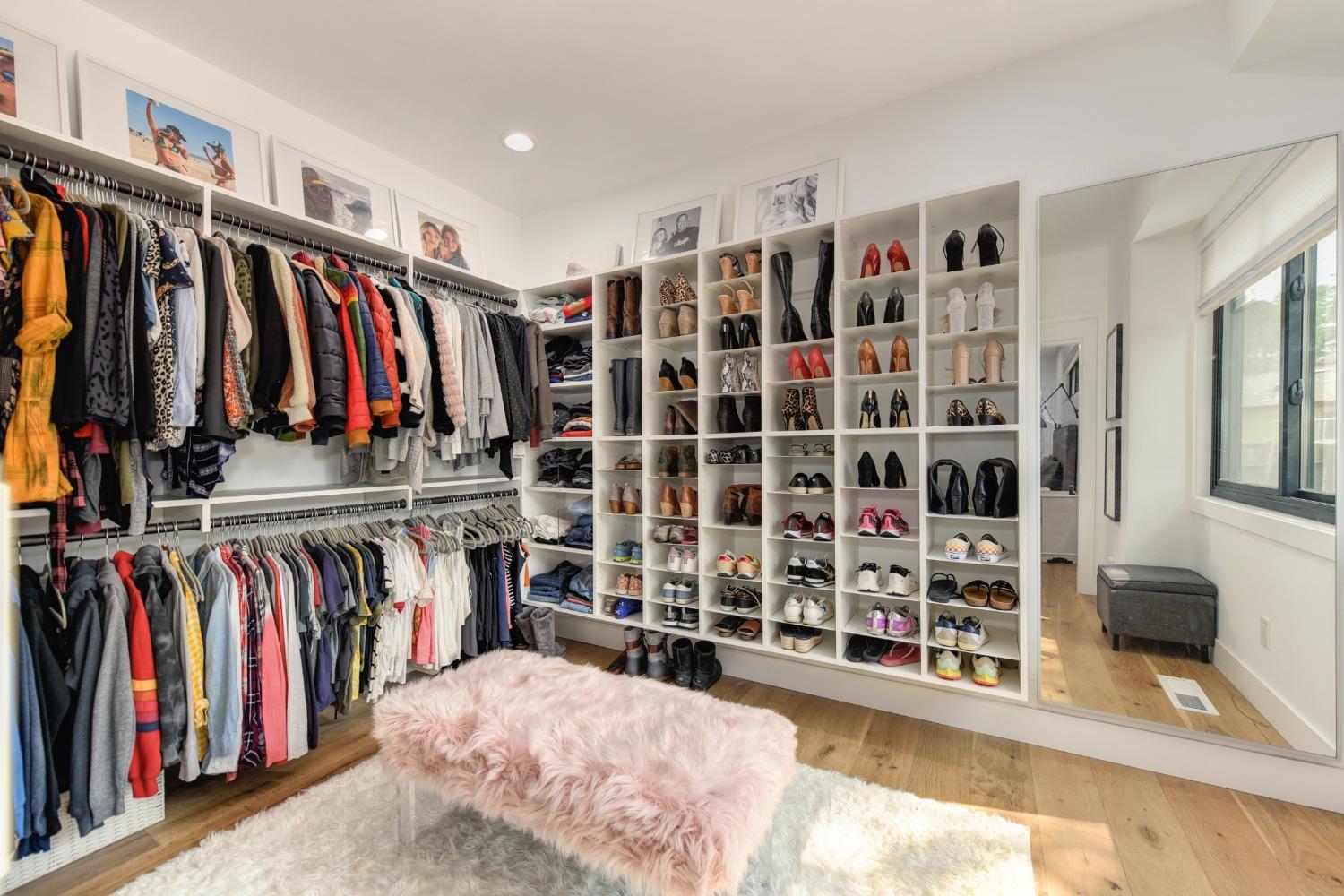 8066 Wyndham Hill