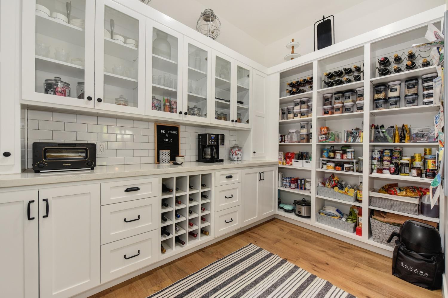 8066 Wyndham Hill