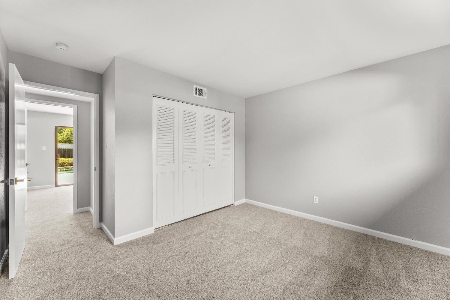 1804 Queens Court