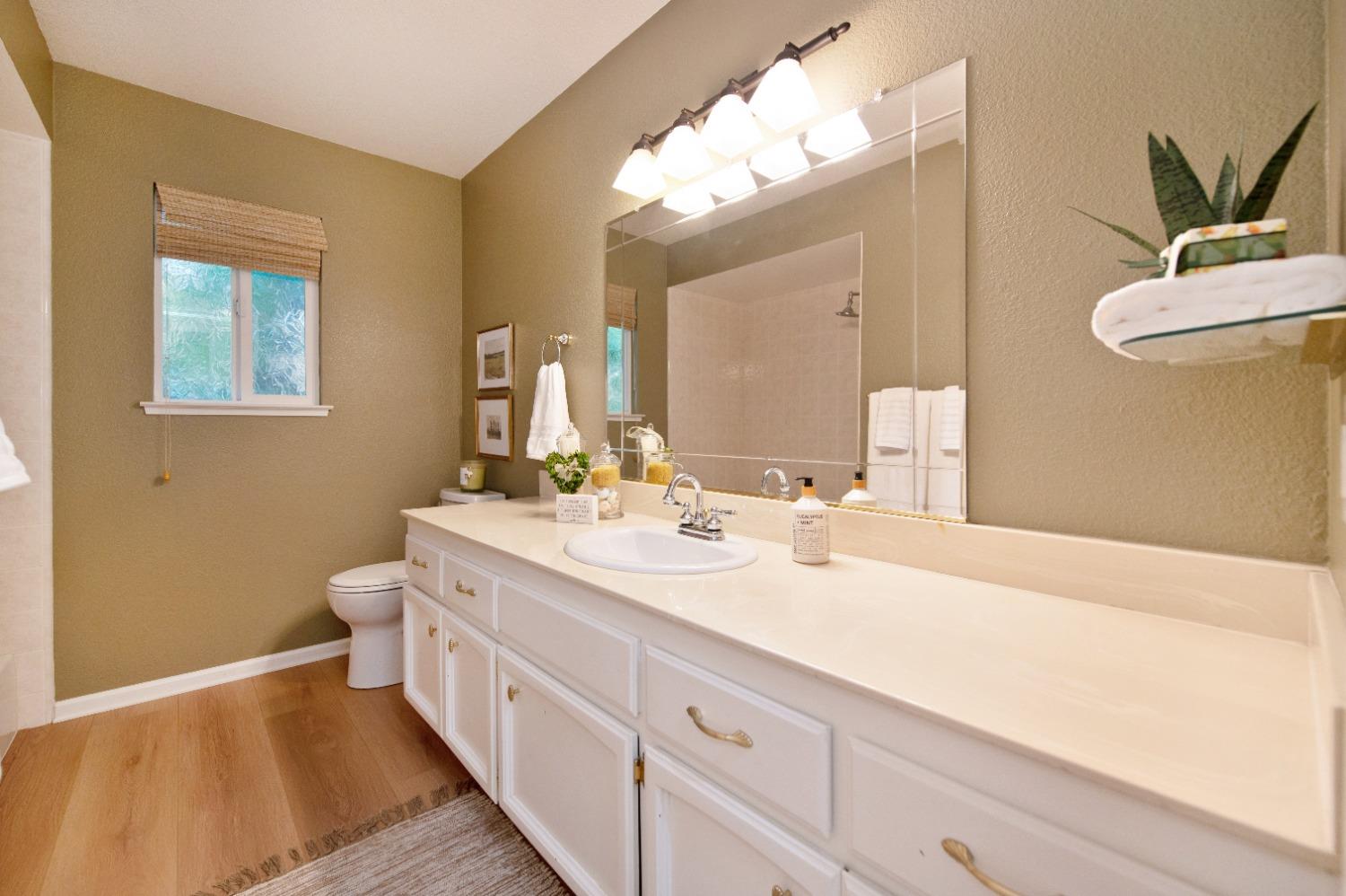 1926 Balboa Drive