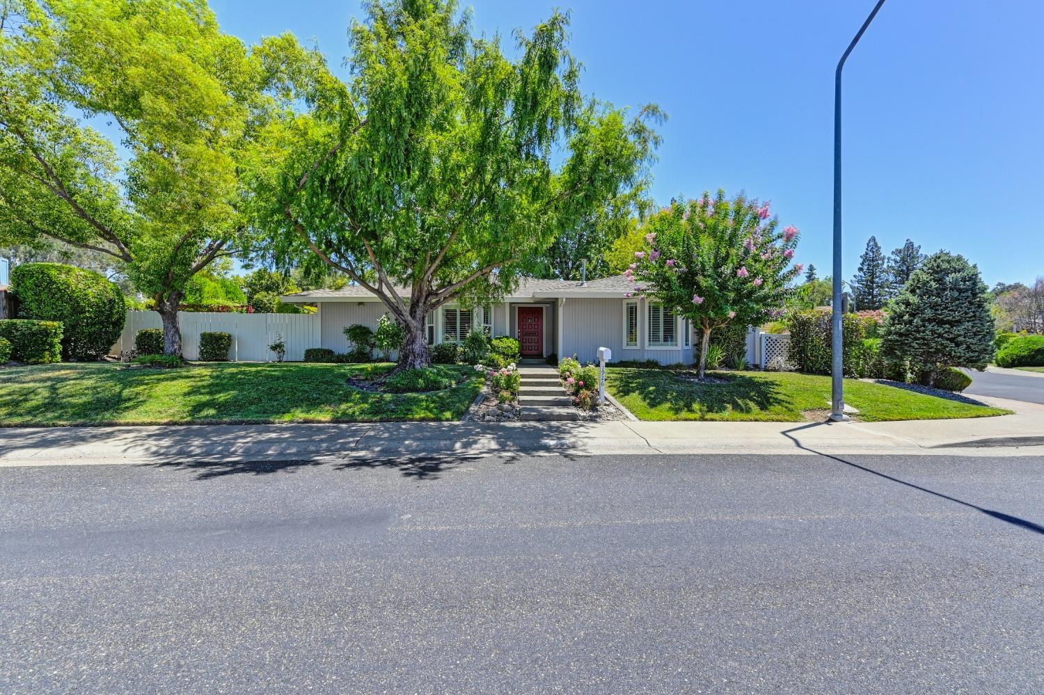 1926 Balboa Drive